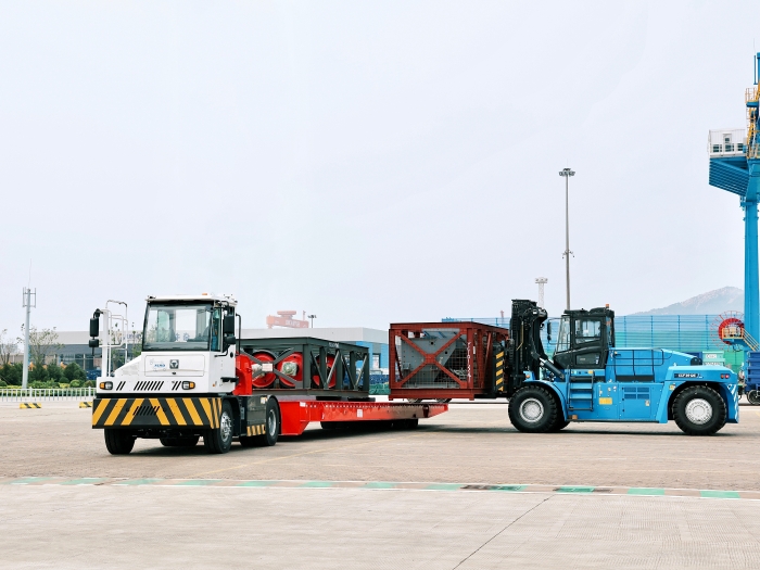 千里之外“秀操作”！九游娱乐远控港机集群carry全场